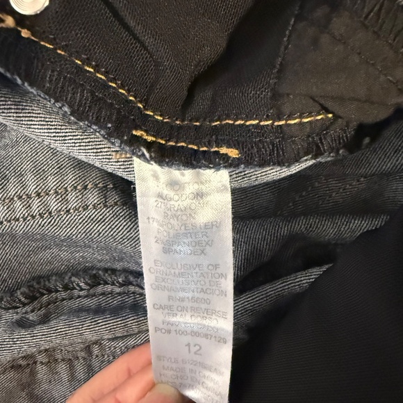 Democracy Itty Bitty Bootcut Jeans - Picture 4 of 7